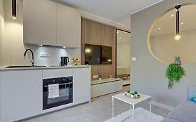 Delux Studio Apartment Aron With Free Parking